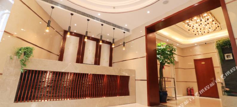 双和盛泰商务宾馆(哈西万达广场高铁站店)图片