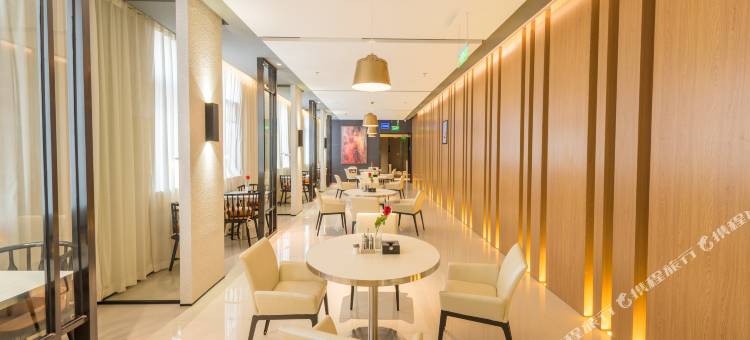 TOWO上品酒店(深圳碧头地铁站店)图片