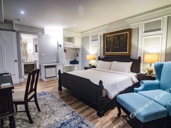 薩百薩百查買酒店