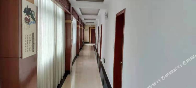 勐腊义来酒店图片