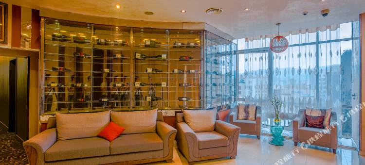 乌兰巴托市中心华美达酒店(Ramada by Wyndham Ulaanbaatar Citycenter)图片