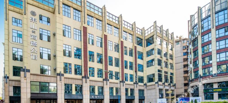 仰云三生纪公寓(广州动物园黄花岗地铁站店)图片