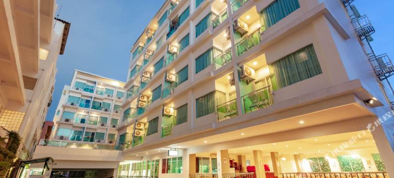 普吉岛鲍曼卡萨酒店(Bauman Casa Hotel Phuket)图片