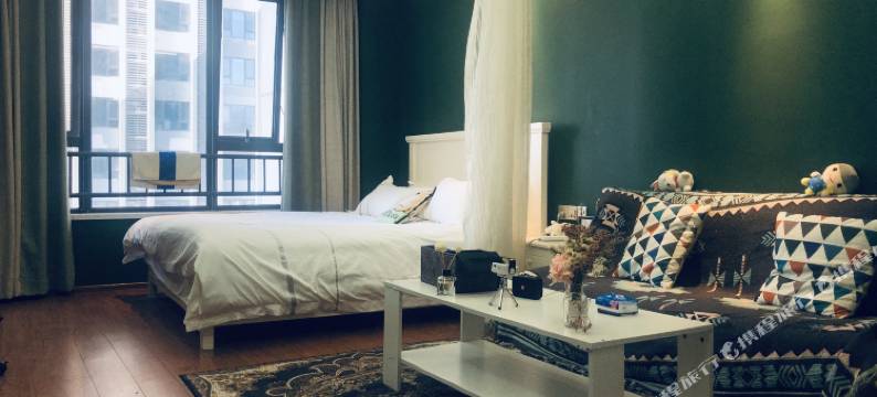 金华星爵电竞民宿图片