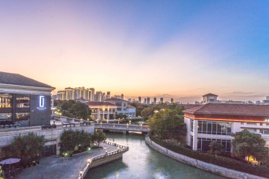 青澄美程酒店苏州金鸡湖李公堤南地铁站店