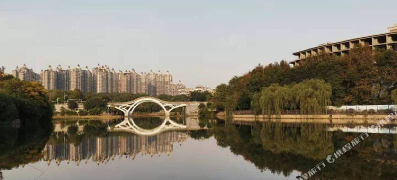 东旭酒店(湘潭市政府万达广场店)图片