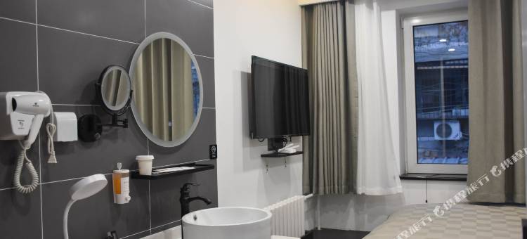 盒子空间酒店(北京三里屯朝阳医院店)图片