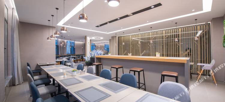 如家商旅酒店(南宁金湖广场地铁站店)图片