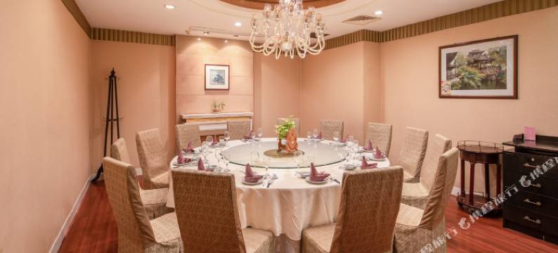 苏州三元宾馆(观前街三元坊地铁站店)图片