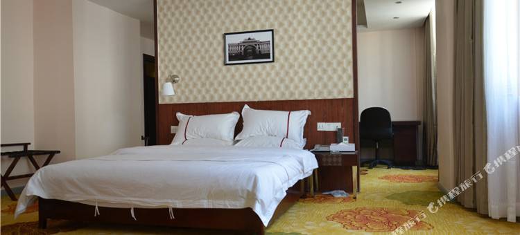 凌云锦源假日酒店图片