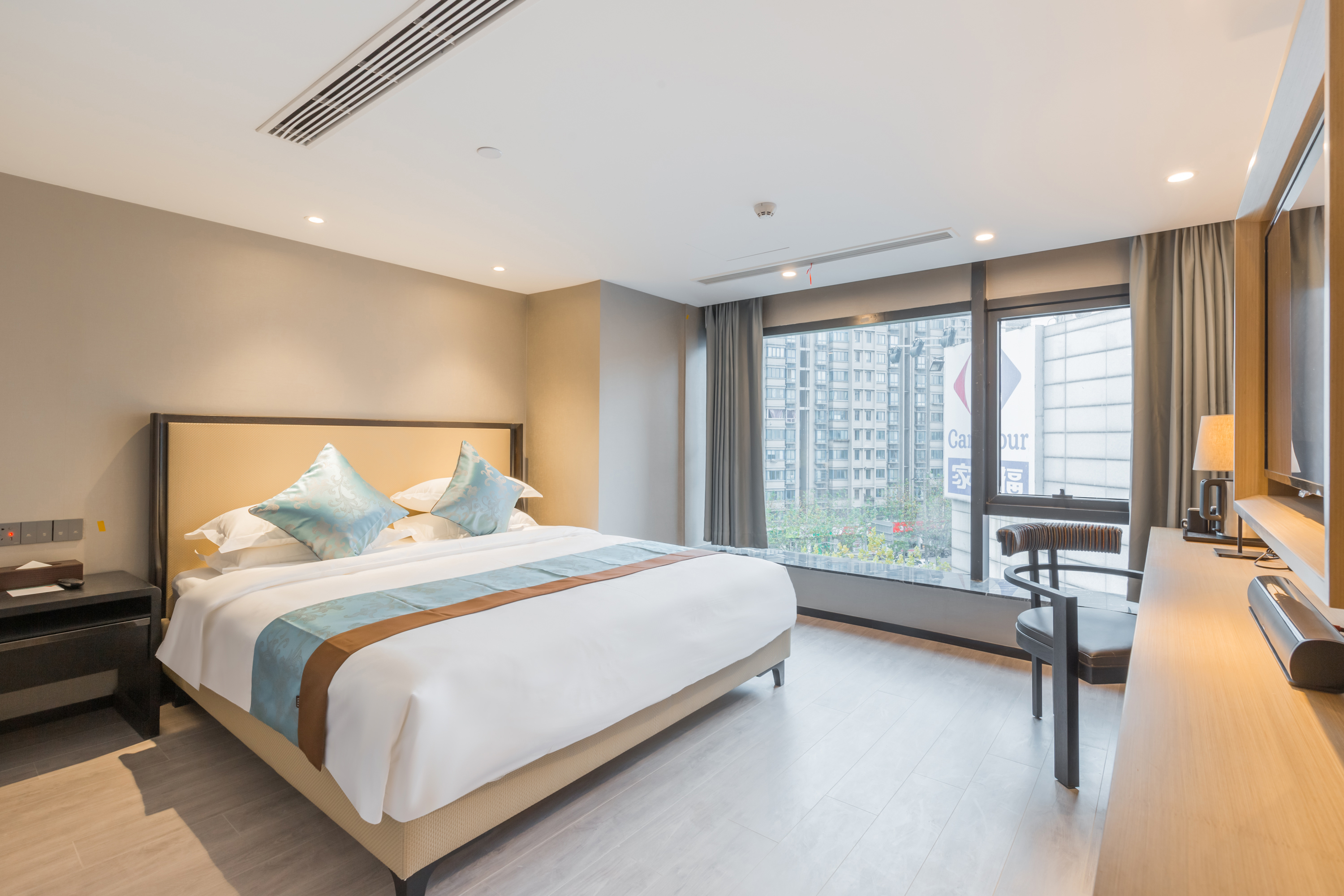 J.Ai Hotel (Shanghai West Railway Station)Over view