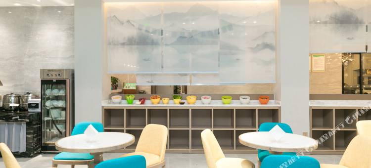 雅安海伦轻居酒店(雅州廊桥店)图片