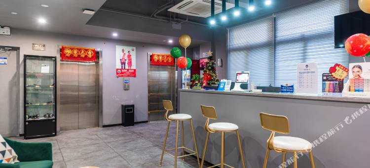 宁波维娜电竞酒店(银泰罗蒙环球乐园店)图片