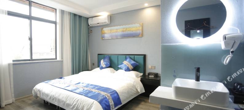 泰兴夜泊假日酒店(鼓楼广场仁和楼店)图片