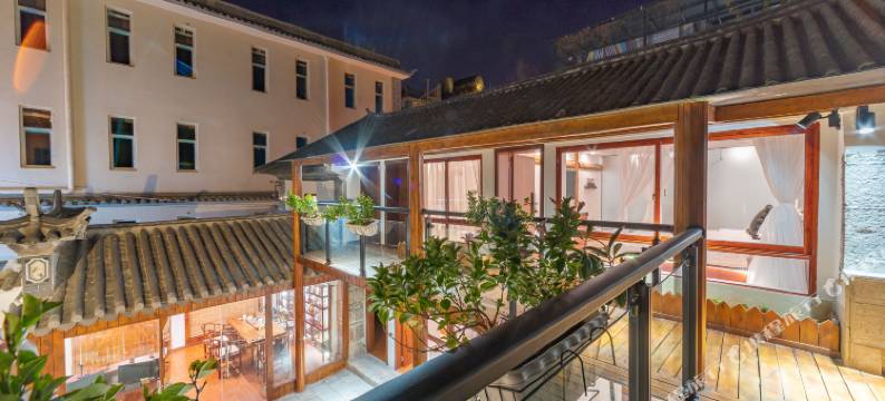 栖息小栈·星空观景STAR设计师美宿(大理古城店)图片