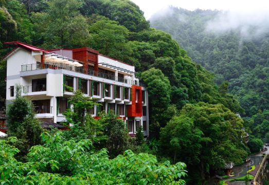 Yunzhihui Muquan Hot Spring Boutique Health Hotel over view