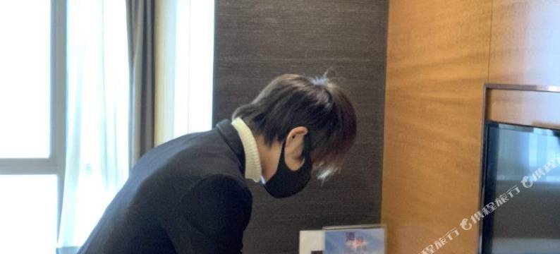 瑞蓝铂悦精筑公寓(青岛火车站店)图片