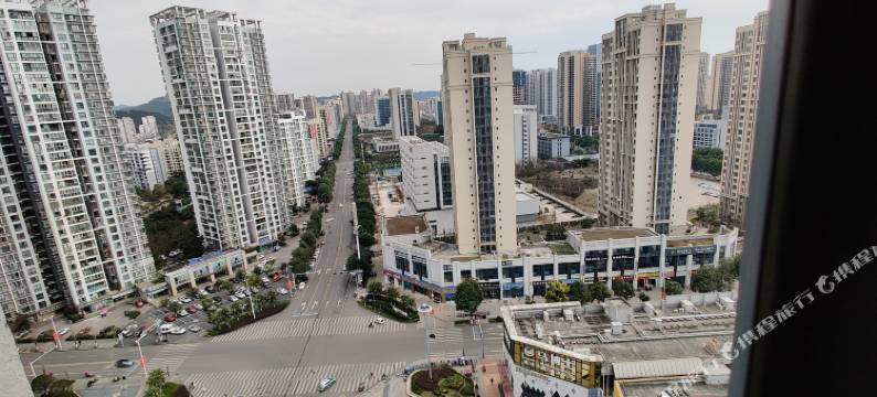 艾优特酒店公寓(遂宁万达广场店)图片
