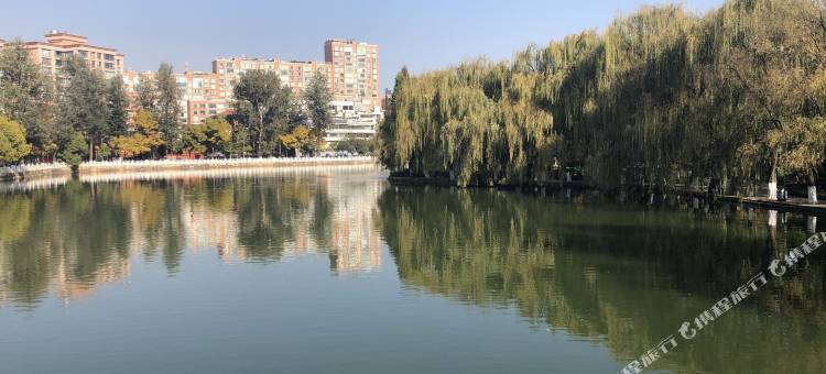 维也纳国际酒店(昆明西园路大观公园店)图片