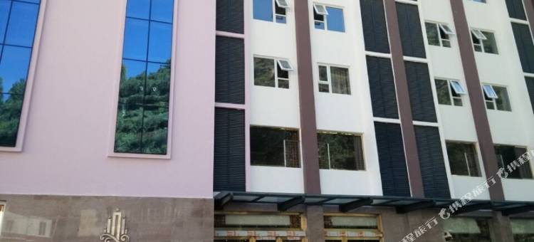 康定学苑温泉酒店图片