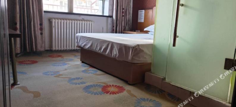 乌鲁木齐鹏宇宾馆(南湖广场店)图片