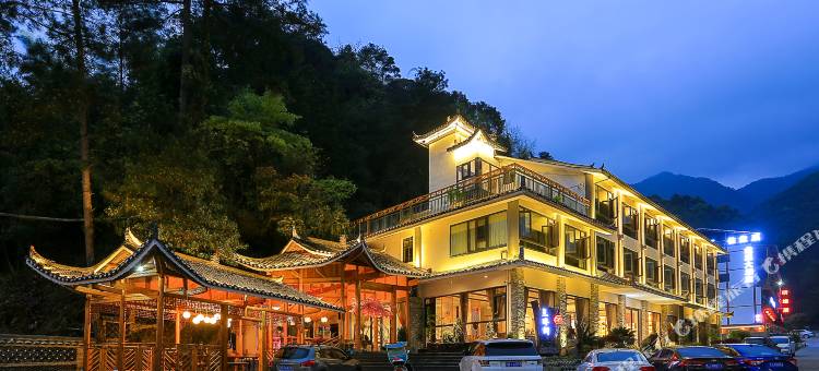 点醉阁民宿(梵净山景区东门游客中心店)图片
