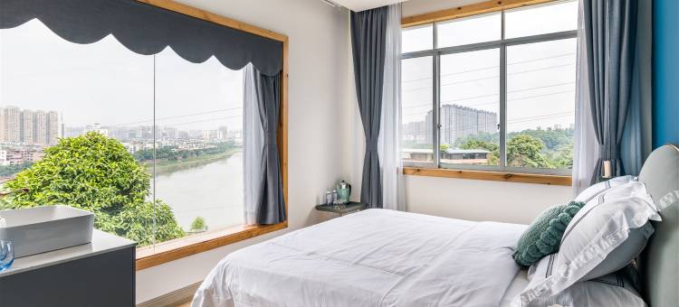 乐山墨花月白林居精品民宿图片