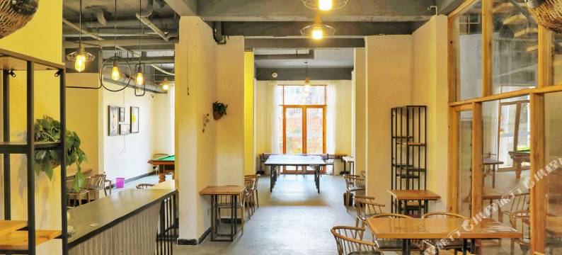 云上时光民宿(海螺沟冰川森林公园游客中心店)图片