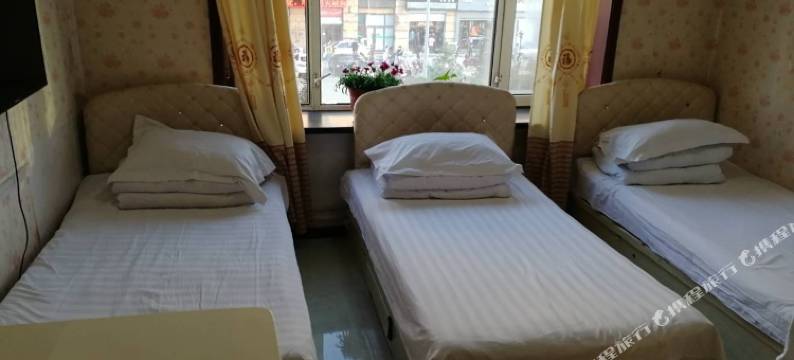 饶河利鸿时尚宾馆图片