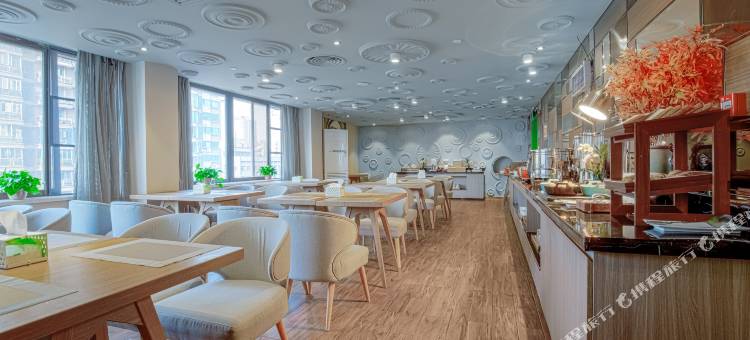 桔子酒店(长沙五一广场袁家岭地铁站店)图片