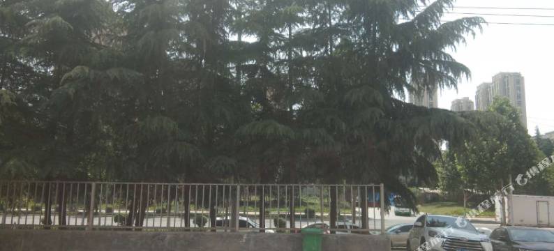 遇喜轻奢酒店(郑州机电工程学院店)图片