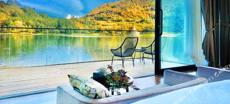 石棉浮云·海子温泉度假酒店图片