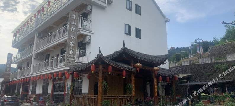 桐庐芦茨依山伴水农家乐图片