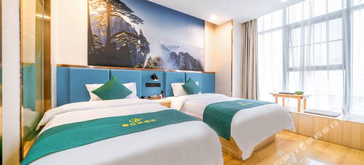 回禾塞拉同酒店(遵义高铁站店)图片