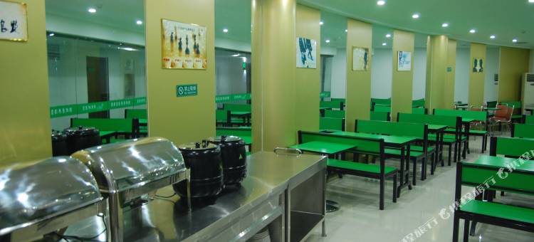 格林豪泰青皮树酒店(衡水哈励逊国际和平医院店)图片