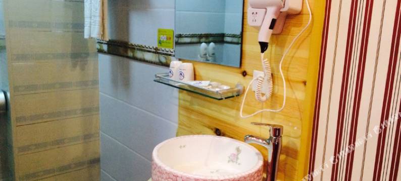 艾尚520主题酒店(栾城传媒大学店)图片