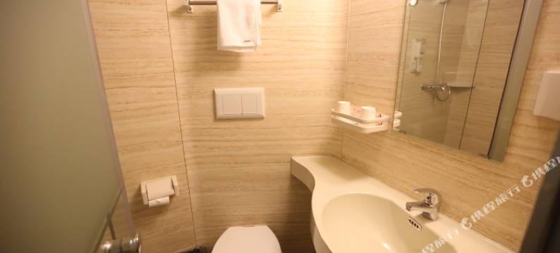 M家社区酒店(上海周浦小上海步行街店)图片