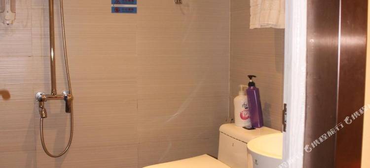 五湖商务酒店(十堰火车站店)图片