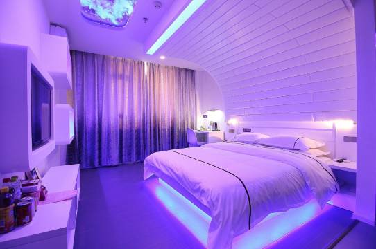 宾川云尚主题酒店