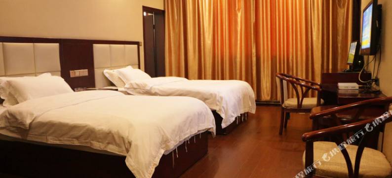 蓝山新港大酒店图片