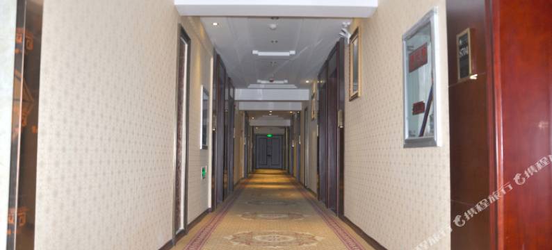 迭部叠州假日酒店图片