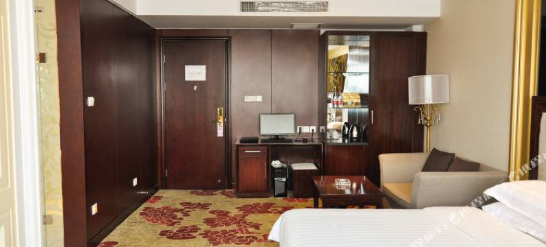 滦平豪门大酒店图片