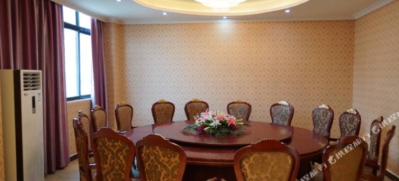 松潘松林酒店图片