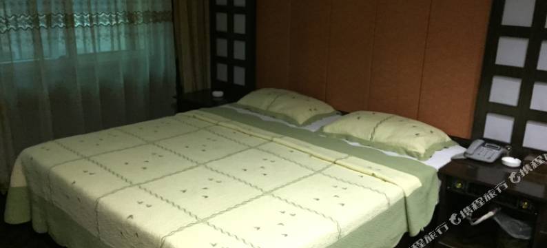 瓦房店长兴大酒店图片