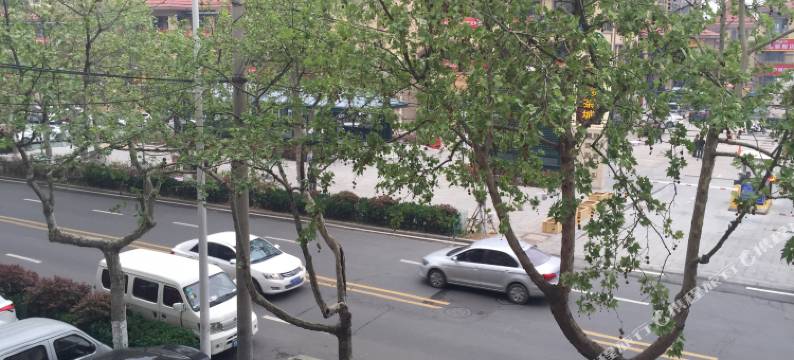 忆小窝青年旅舍(青岛君峰路地铁站店)图片