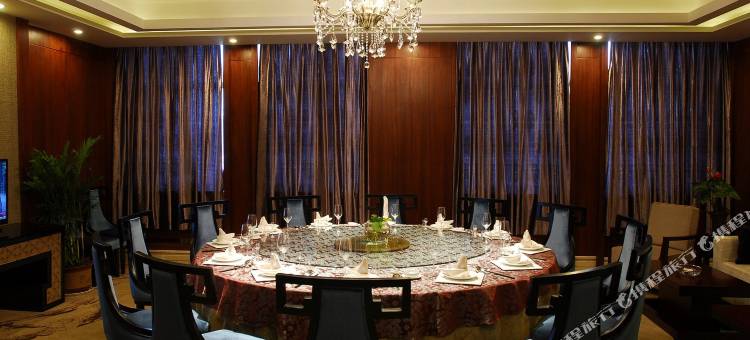 呼伦贝尔颐和温泉酒店图片