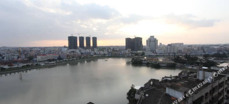 茂名恒丰假日酒店图片