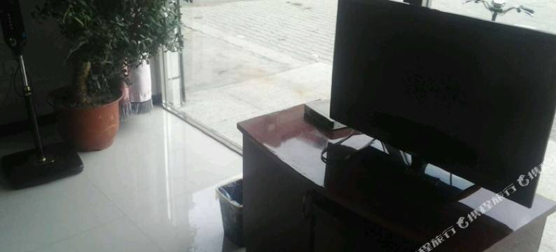 察右前旗安居招待所图片