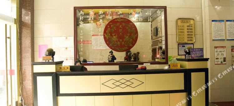 鄂州天龙大酒店(西山风景区店)图片