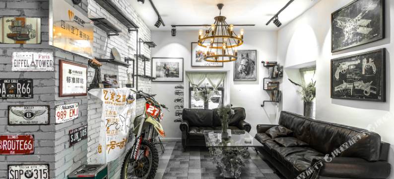 稻城悦途旅者驿站图片